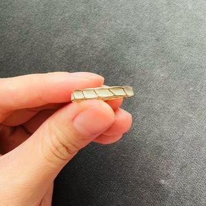 Stylish Ring, size 6-8